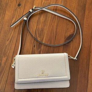 Michael Kors Crossbody purse